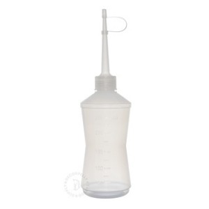 ALMOTOLIA PLASTICA TRANSOARENTE BICO RETO 250ML SURYA